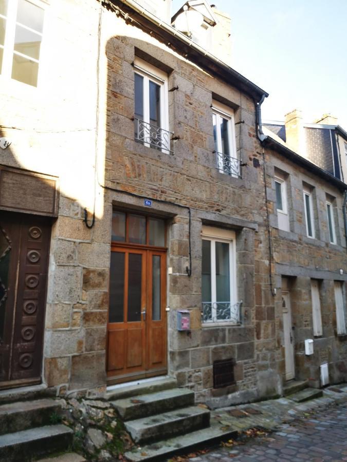 La Petite Maison De La Tante Marie Авранш Екстериор снимка