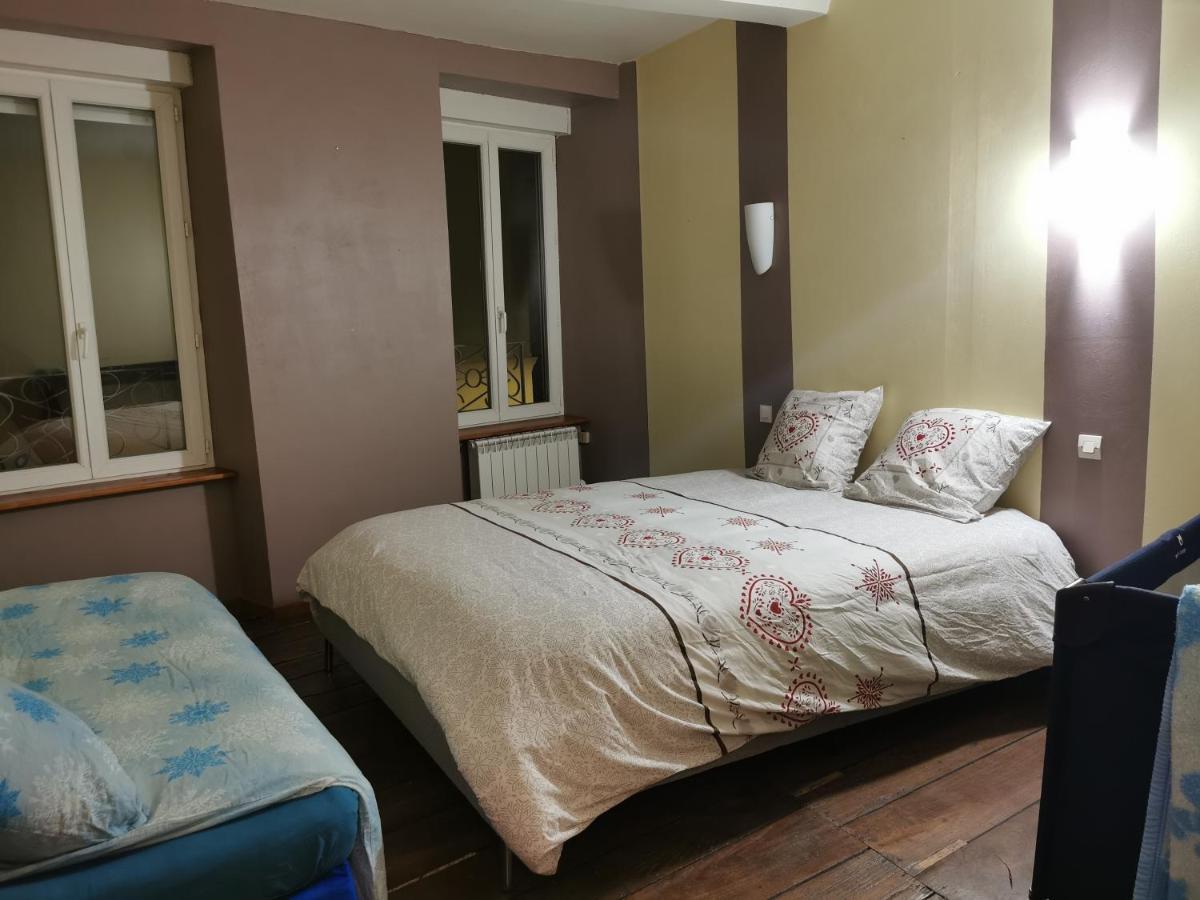 La Petite Maison De La Tante Marie Авранш Екстериор снимка
